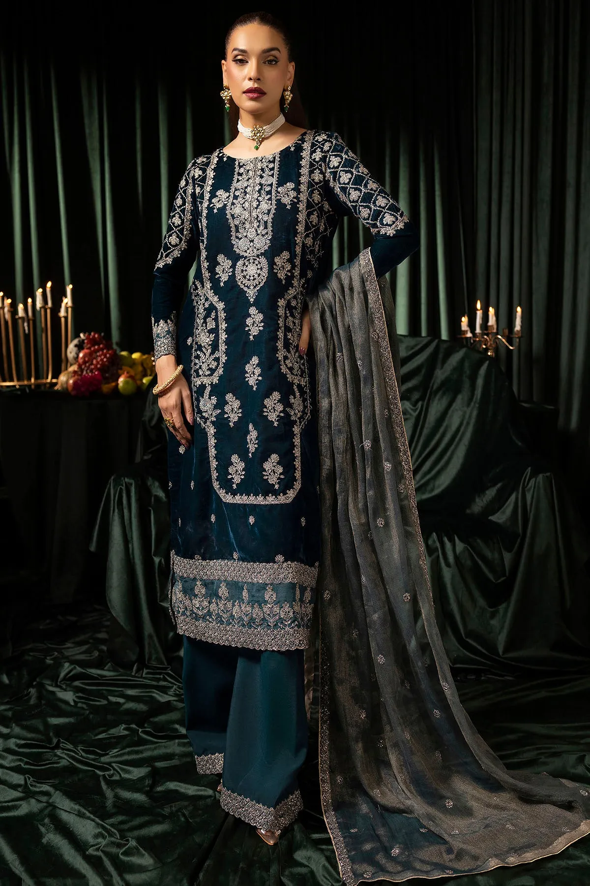 5093-DANEEN EMBROIDERED VELVET UNSTITCHED